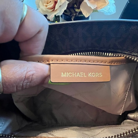 Michael Kors Extra Small Bag - Picture 5 of 5
